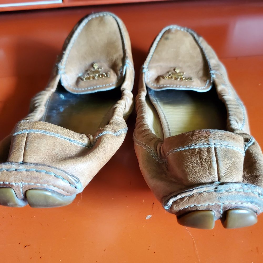 Tan Leather Prada Flats Size 37.5 - Picture 5 of 5
